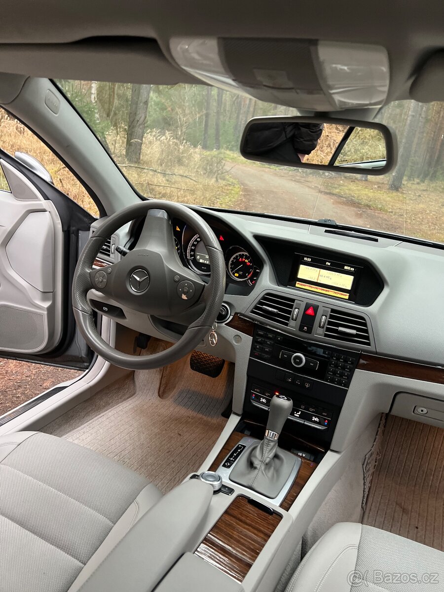 Mercedes E350 CGI W207 W212 E kupe - 12