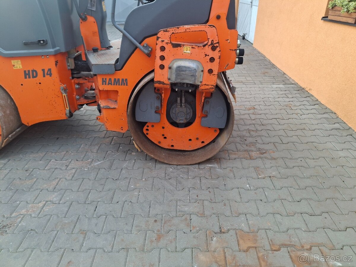 Vibrační válec Hamm HD 14VV - 12