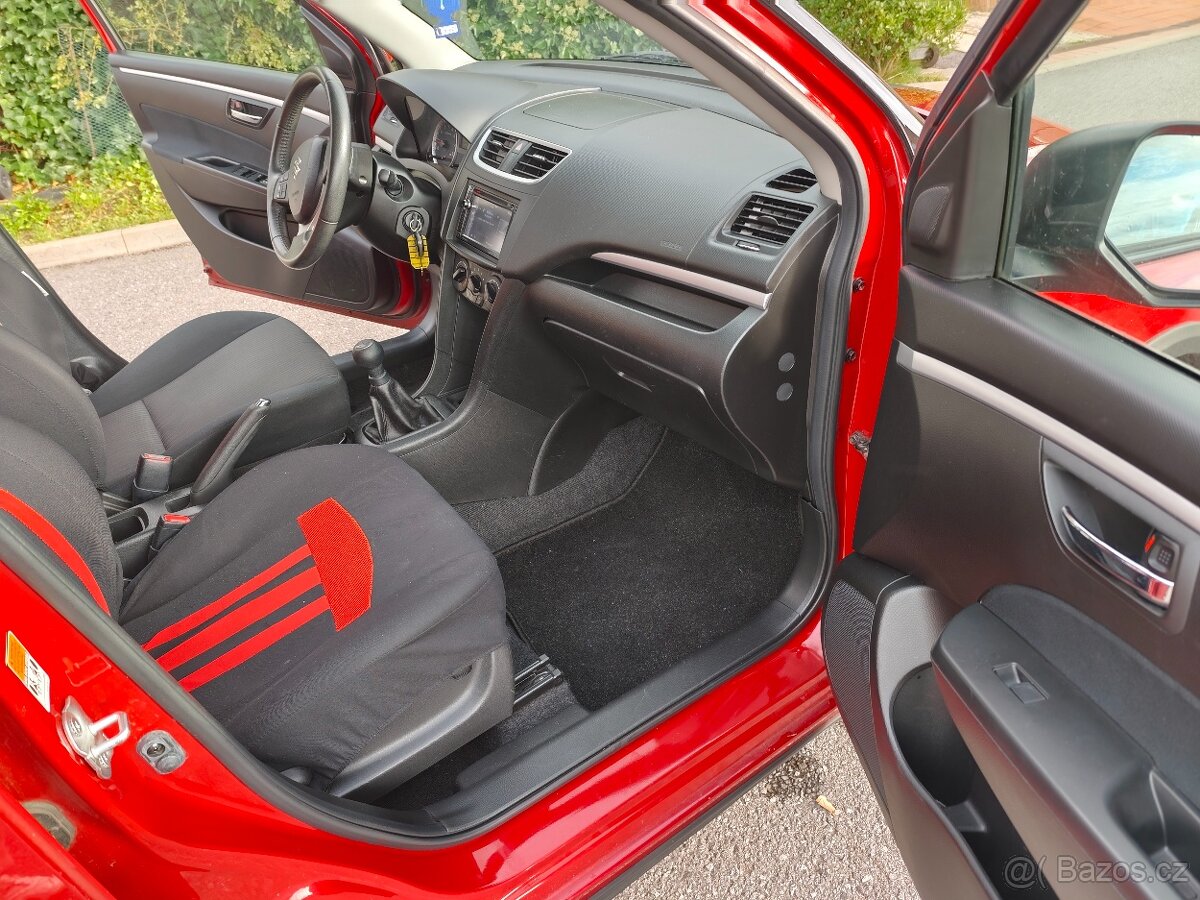 SUZUKI SWIFT 1.2VVTi 69KW ●4x4● PO SERVISU ●121.450 KM● - 12