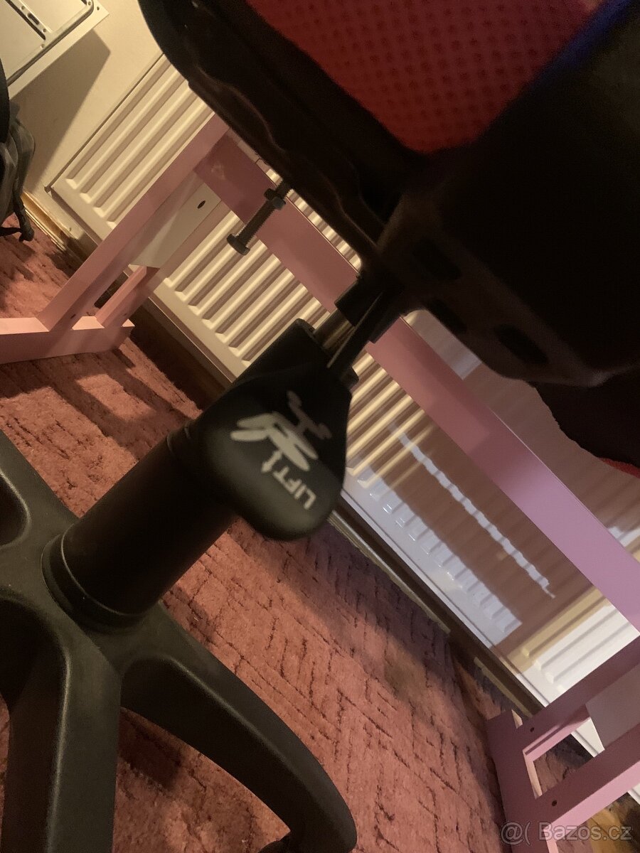 CENA DOHODOU / Dětský psací stůl se židlí - 12