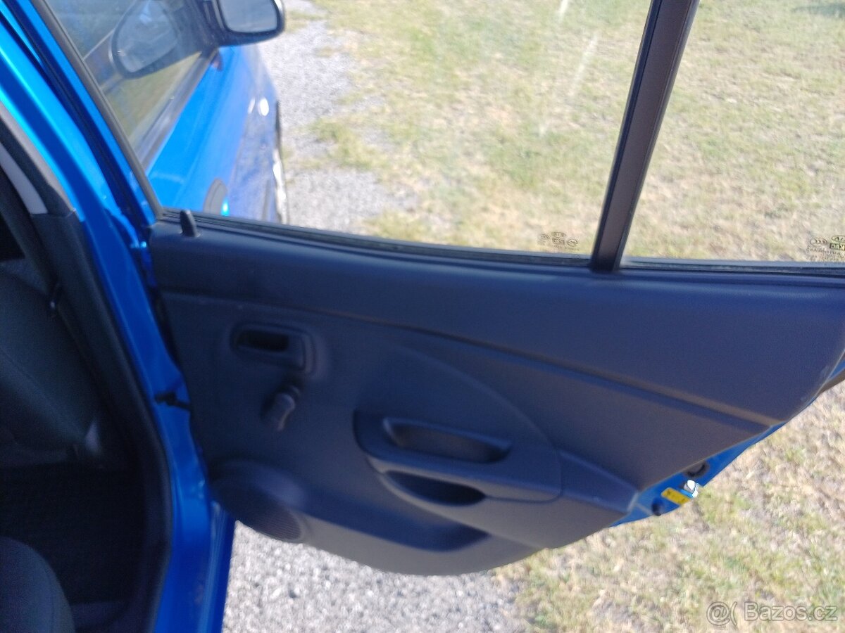 Predám Kia Picanto 1.0 benzín,46kw, rok výroby 2010,najazden - 12