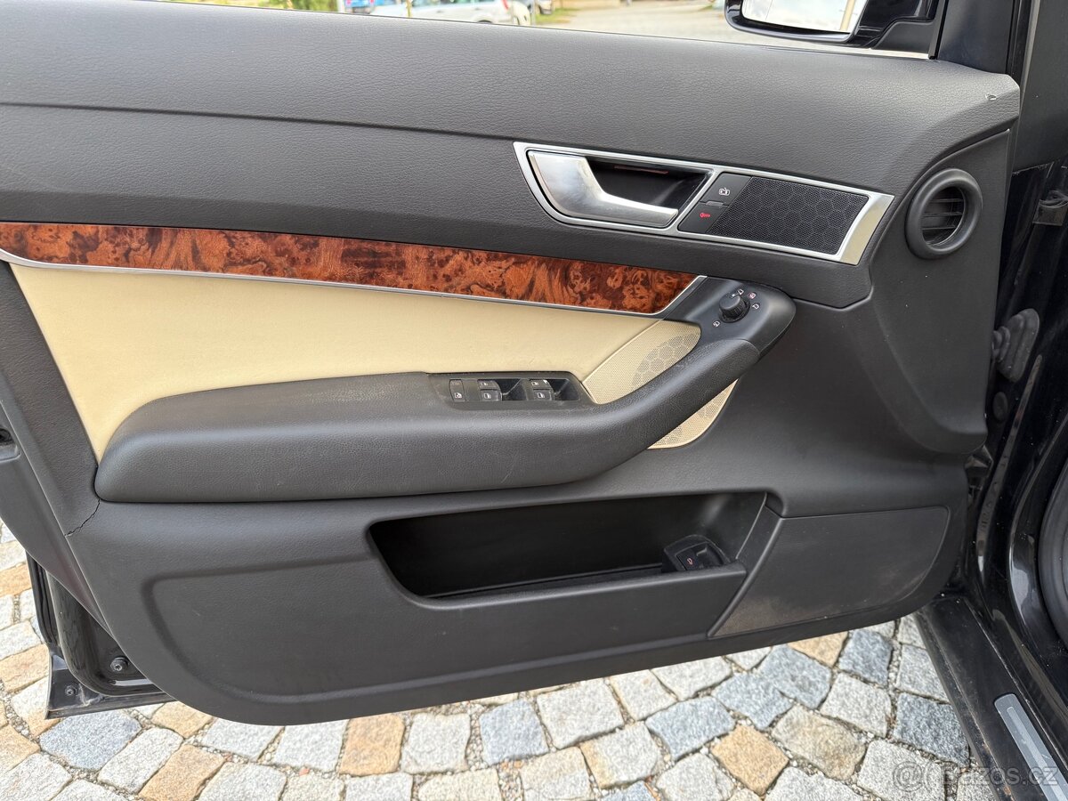 Audi A6 3.2 Fsi quattro NOVÁ STK - 12