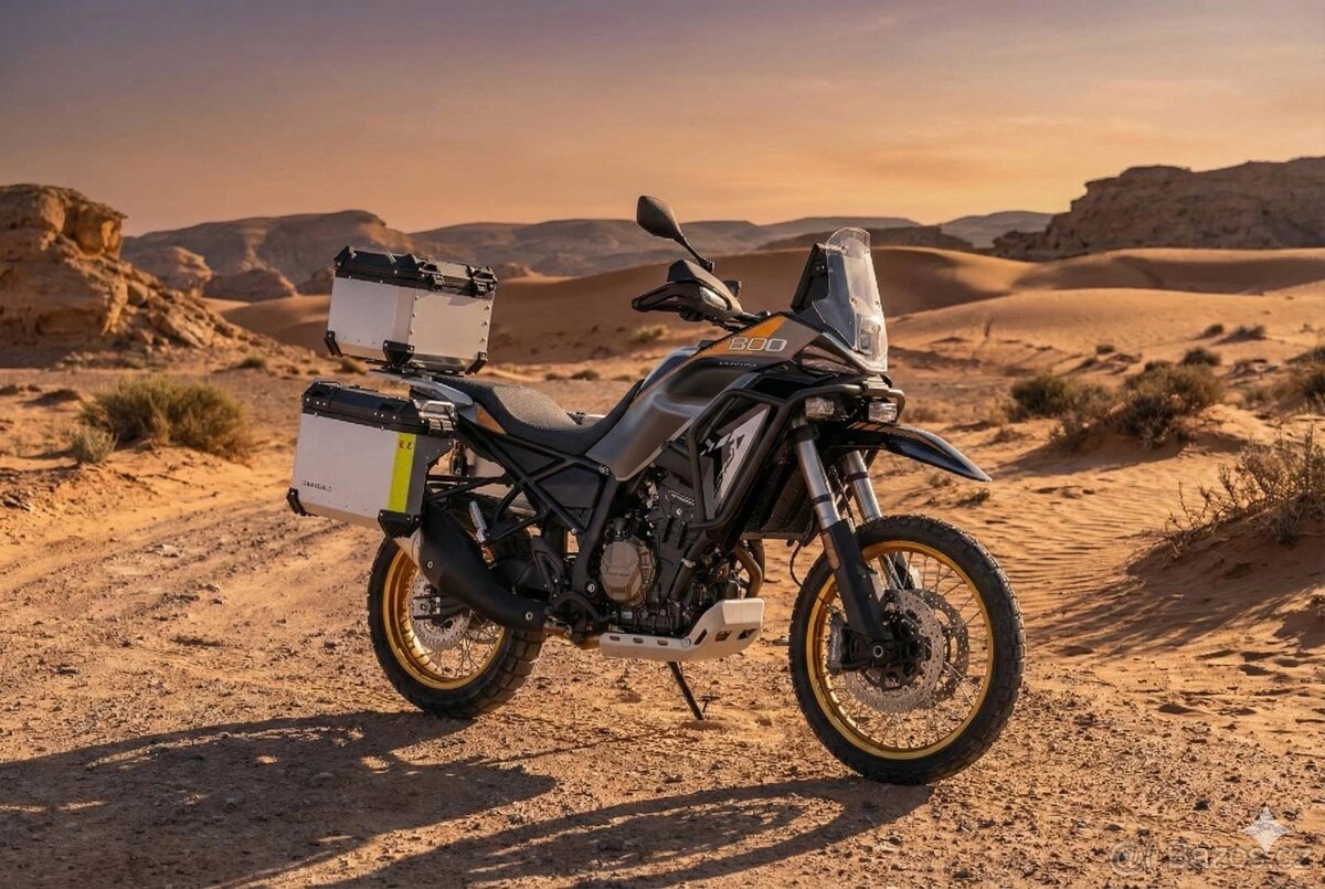 Prodám QJ MOTOR SRT 800RX - 12