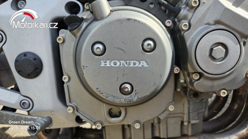 Honda CB 900F Hornet - 12