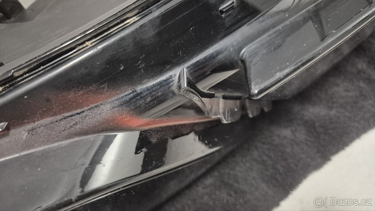 Přední světlomety Škoda Octavia 3 FL - 12