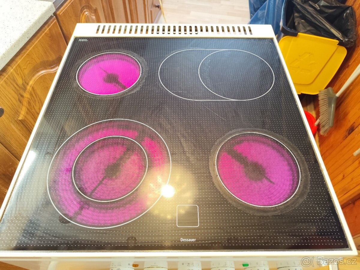 Sklokeramicky sporák - 12