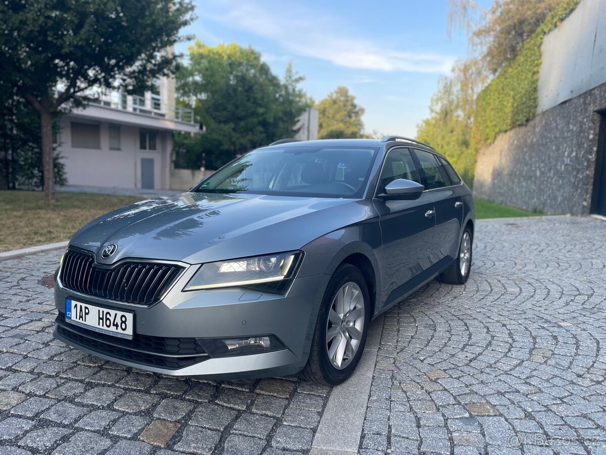 Skoda Superb r.v 2017 2.0d DSG - 12
