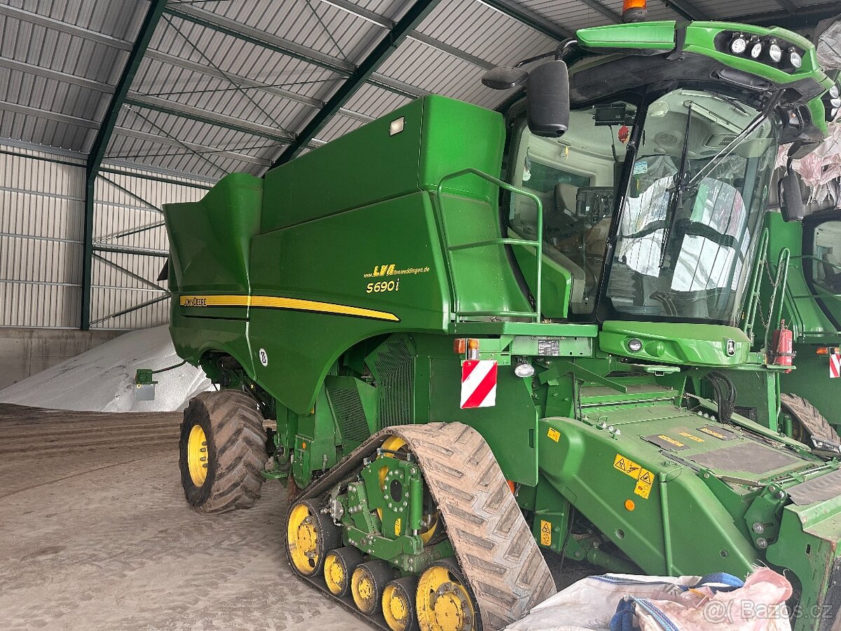 Kombajn JD S690 lista 10,7m - 12