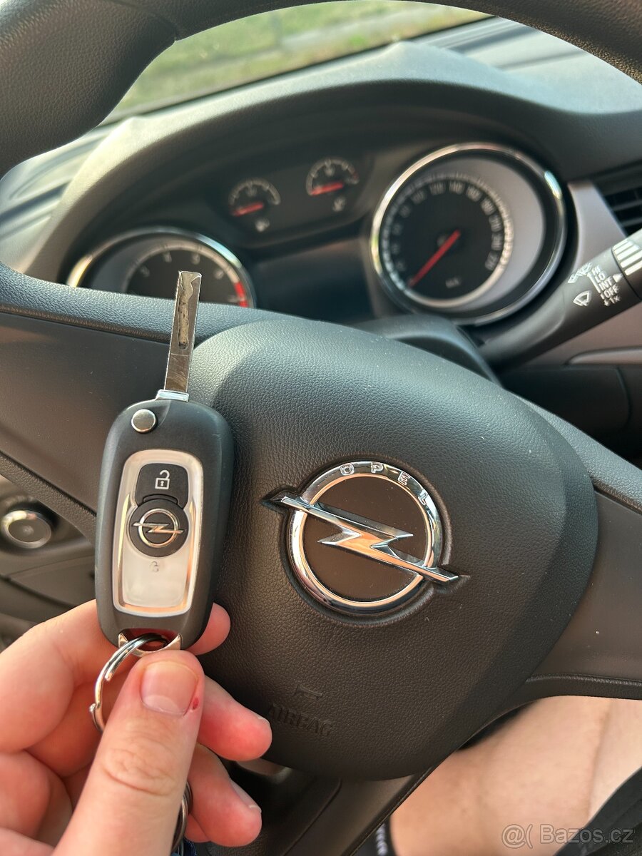 Opel Astra K kombi, 1.4 Atmosféra - 12