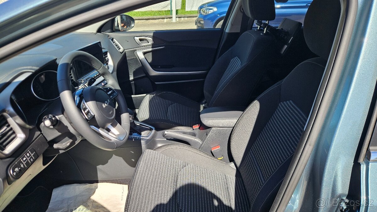 Kia Ceed SW automat - 12