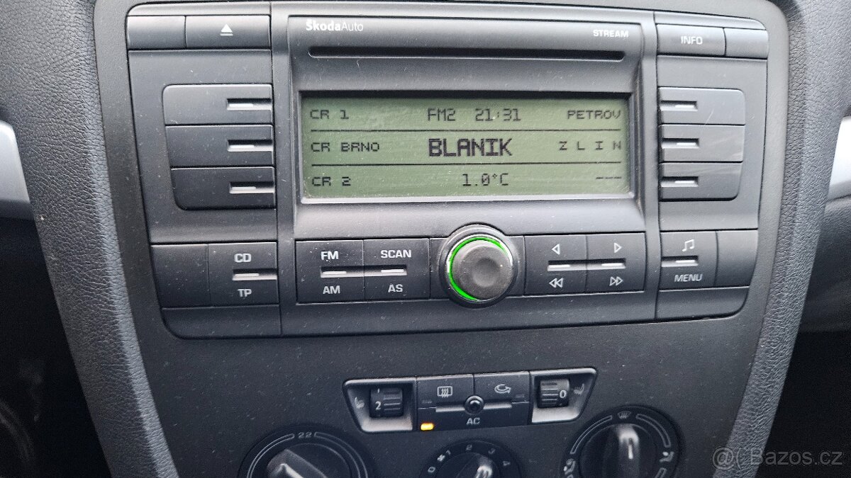 Škoda Octavia 2 1.9TDi 77kW, manuál, 1.majitel - 12