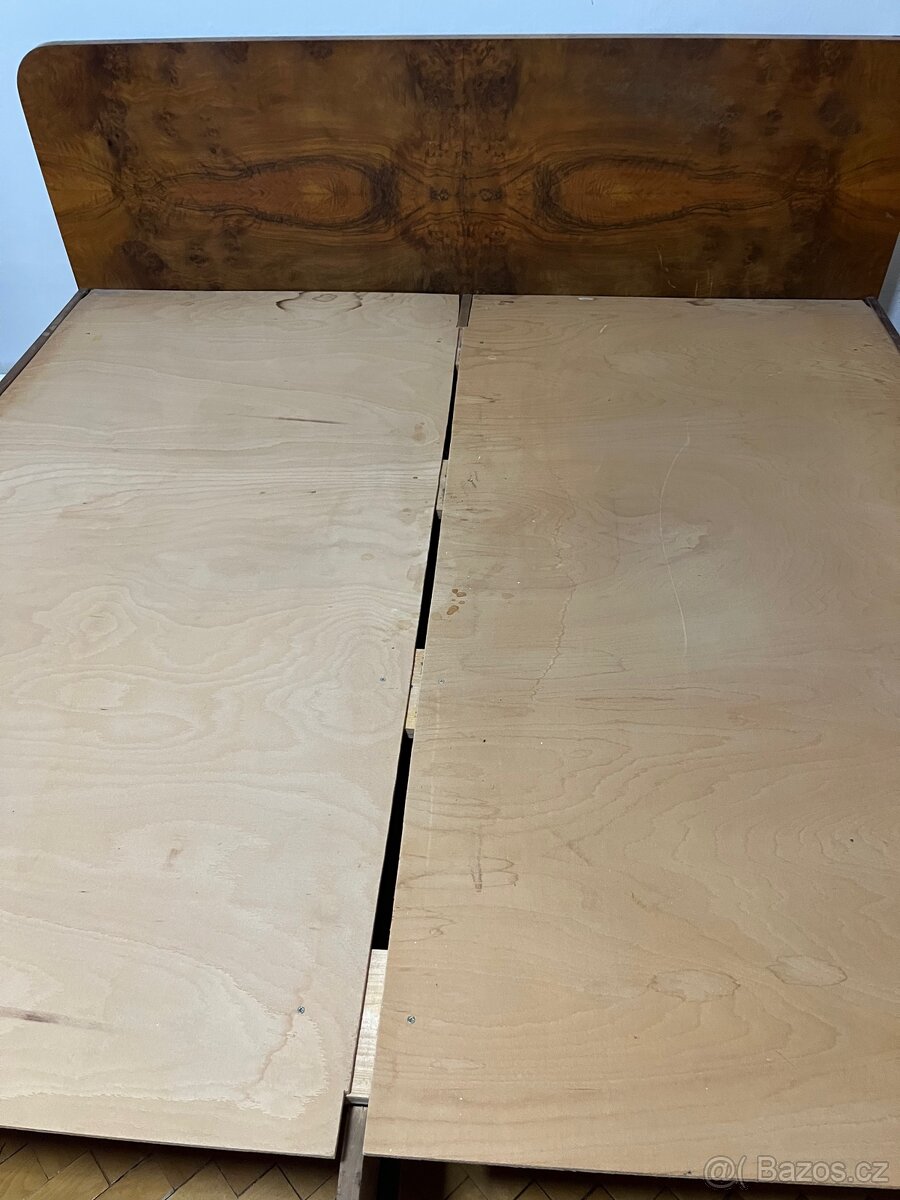 Celá masivní ložnice ořech - 12