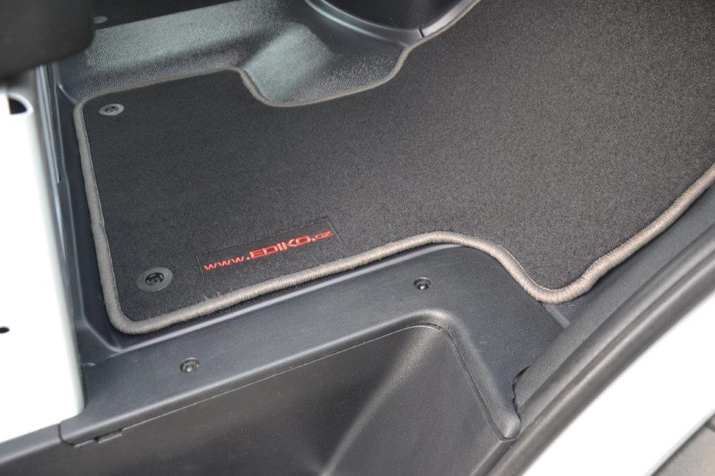 Mercedes-Benz Sprinter 317 CDi XL facelift výbava 11.000 km - 12