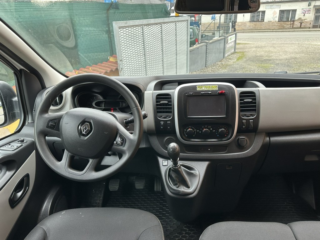 Renault Trafic 1.6dCi 92kW 9 míst - 12