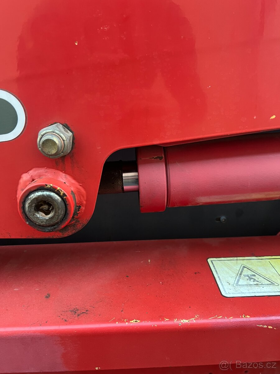 Smykový nakladač GEHL 6640 - servis za 150t Kč hotový - 12