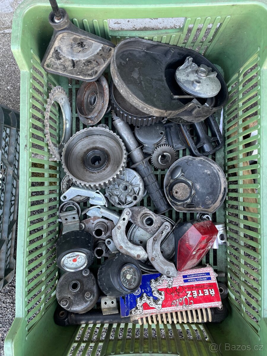 Babetta 207 + díly a výfuk - 12