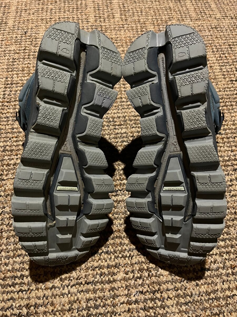 On Running, model Cloudrock WP, velikost 38 - 12