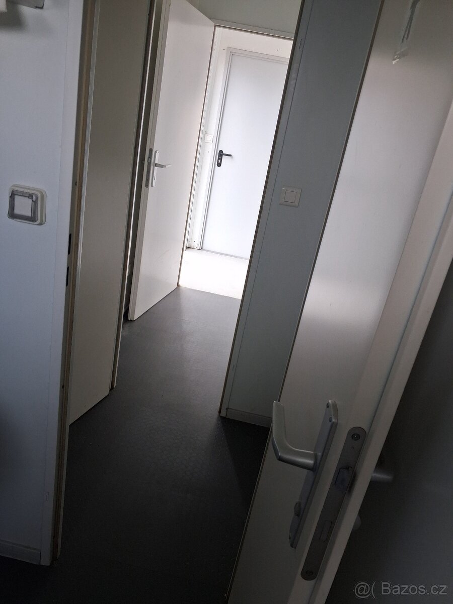 Stavební kombinovaná sanitární buňka (394-119) - 12