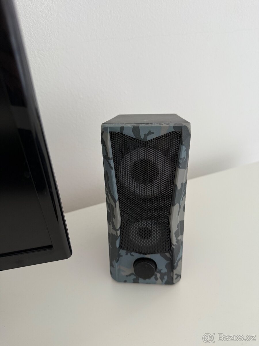 Počítač Genesis Titan včetně příslušenství - 12