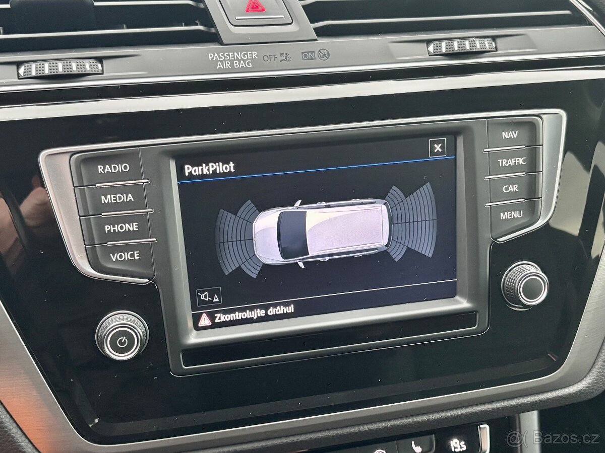 Volkswagen Touran 1.4 TSI 110kW ACC r.2016 - 12
