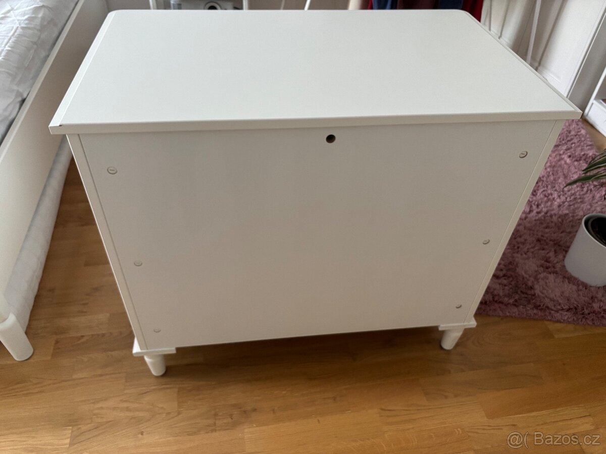 Prodám dvě komody IKEA Tyssedal - bílé - 12