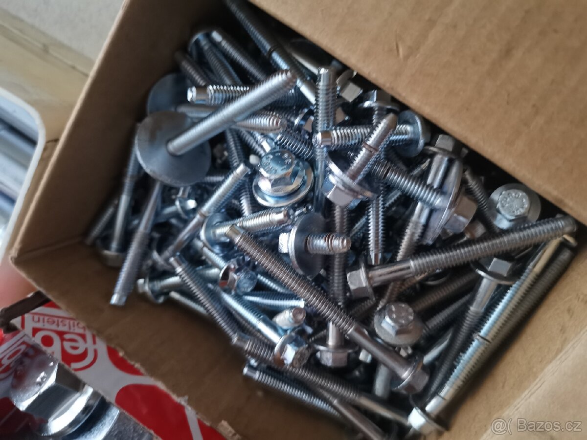 Opel vivaro, 2,0dci, 84kw, 9 míst - 12