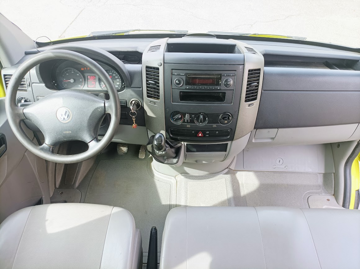 VW Crafter TDI, 100 kW, 12/2007,8 míst,tažné,PDC - 12