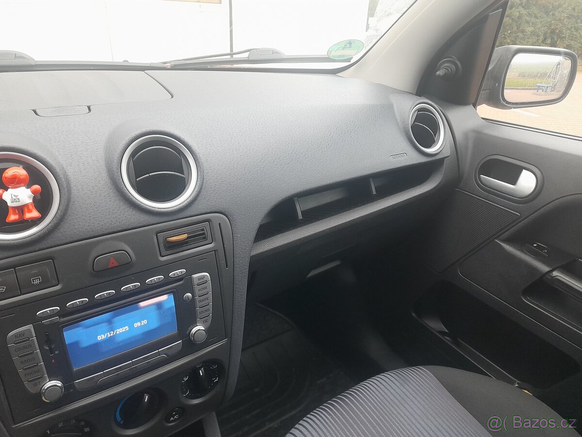 Ford FUSION FACELIFT 1.4 16V 59 KW KLIMA r.v2009 - 12