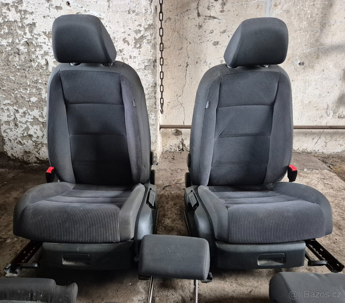 Náhradní díly VW Golf 5 Variant - 12