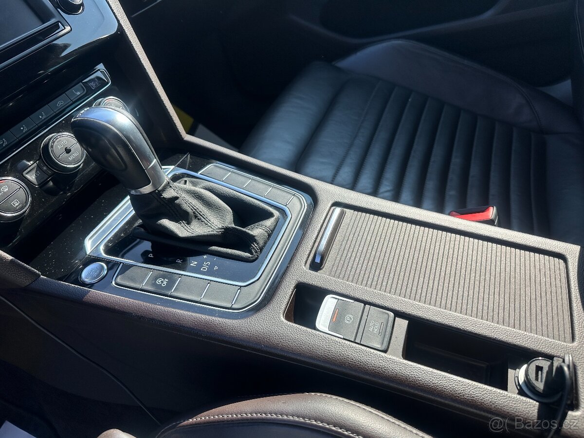 Volkswagen Passat 2016 - 12