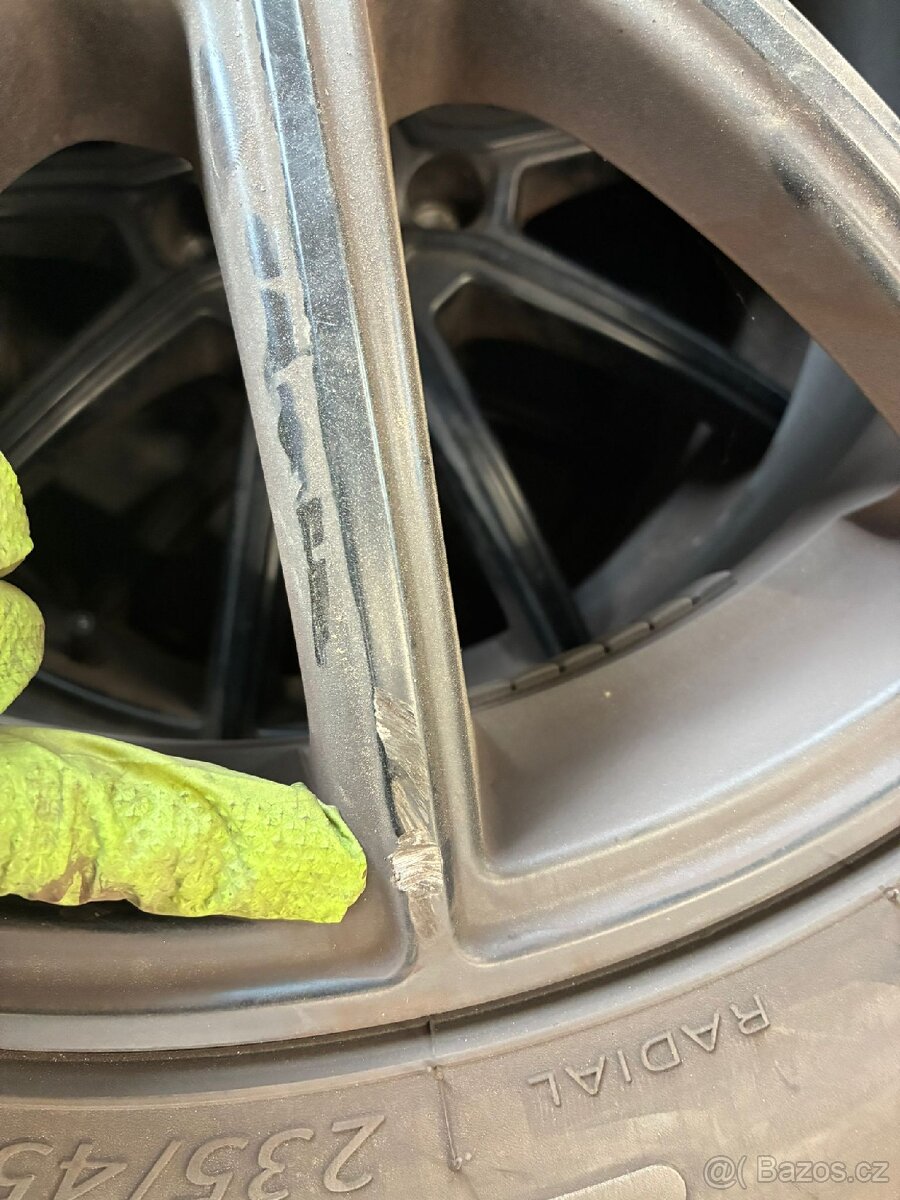 Letní sada kol na Peugeot 508 18" - 12