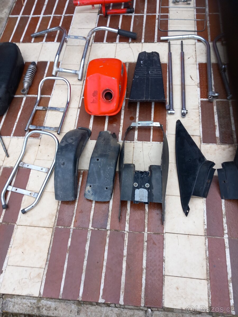 Moped Stella,Stella-Pento ruzne dily - 12