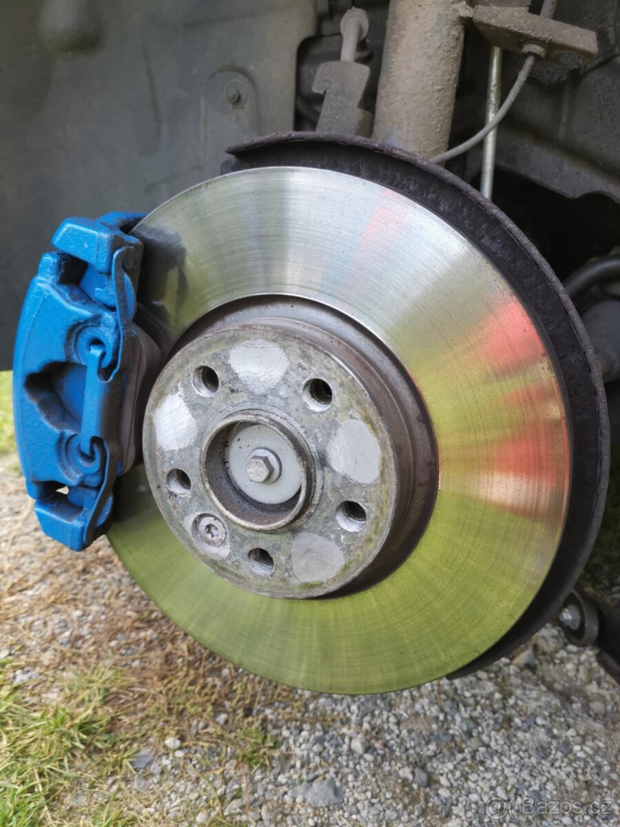 Prodám Volvo V70 2.0i Lpg Top stav - 12