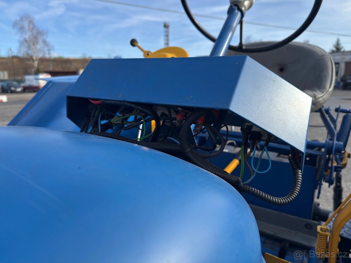 Zetor 25 STK 04/2028 - 12