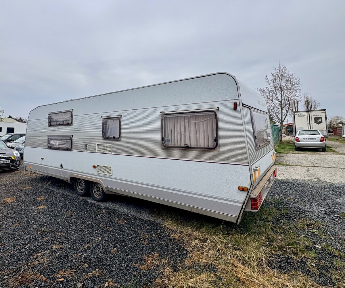 Dethleffs Camper RT8 - 12