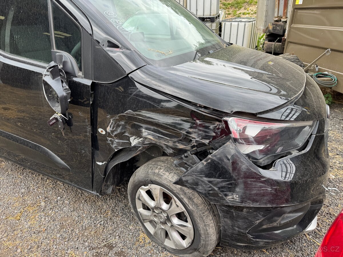 Náhradní díly Opel Combo 1.5 diesel 2019 - 12