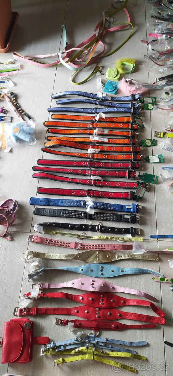 Obojky, oblečky - 12