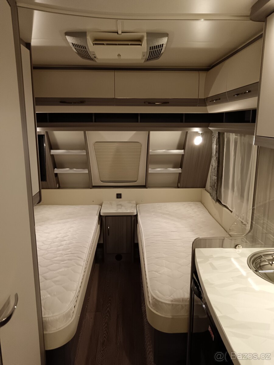 Karavan Hobby 470 r.v 2018 - 12