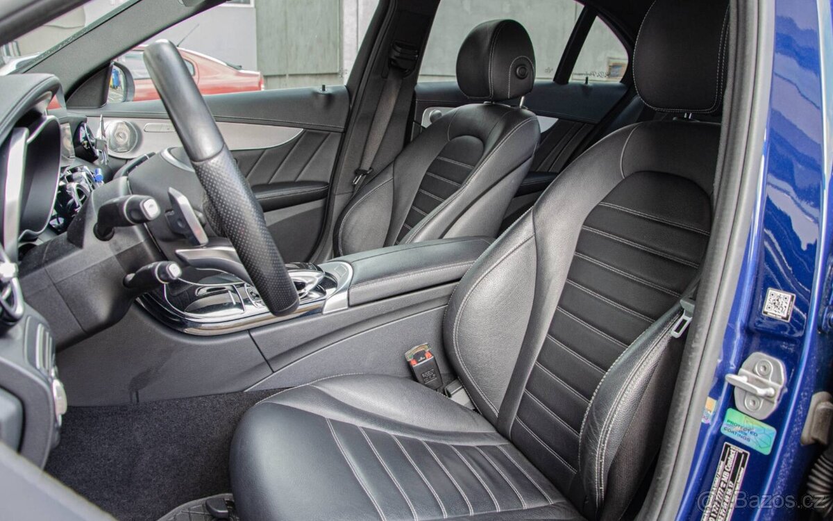 Mercedes-Benz C400 trieda Sedan 4matic A/T - 12