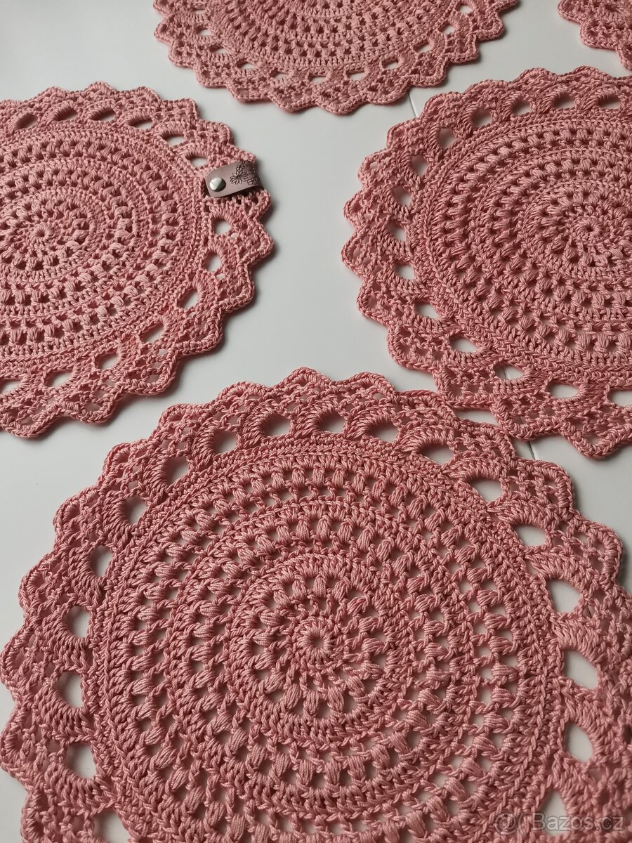 Vánoční dekorace na stůl 1ks - 12