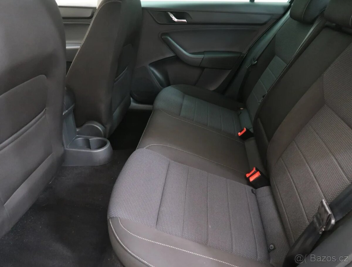 Škoda Rapid 2016 1.2 TSI 247563km Style - 12