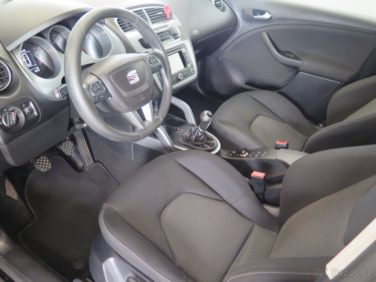 Seat Altea XL 1.6TDI,XL,klima,výhřev,navi - 12