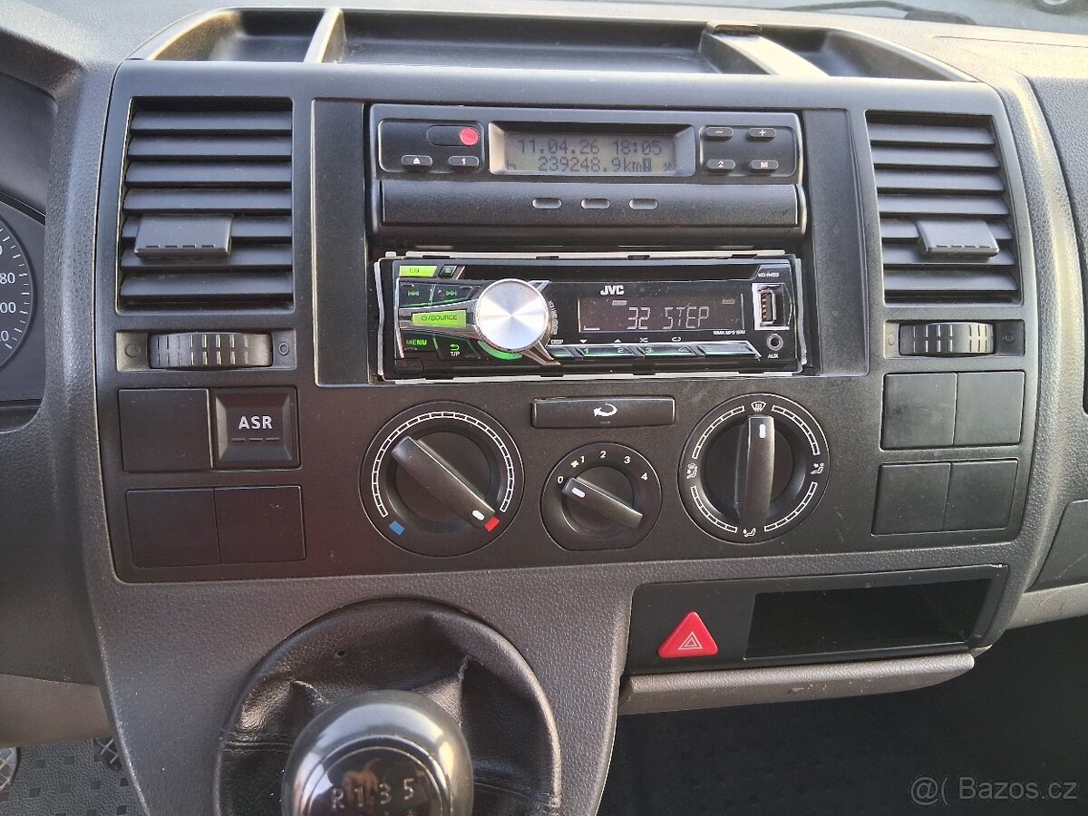 VWTransporter T5. 1.9 tdi - 12