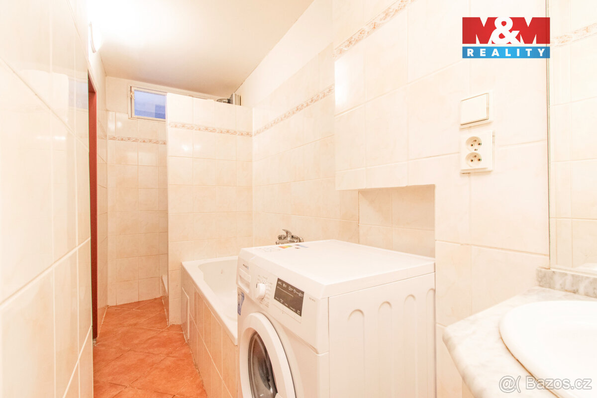 Prodej bytu 4+1, 96 m², Krnov, ul. Bezručova - 12