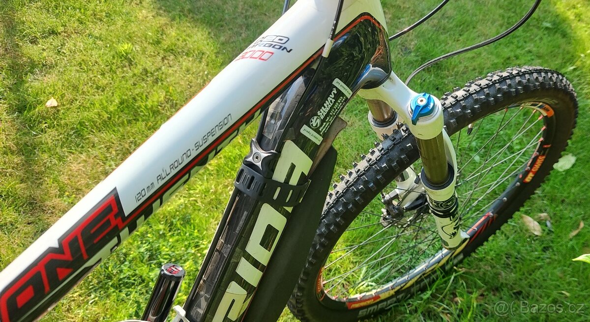 MERIDA One - TwentY - CARBON 3OOO . - 12