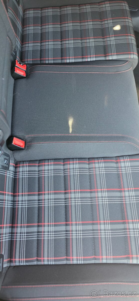 Volkswagen Golf 7 GTI 2.0 TSI 162 kW - 12