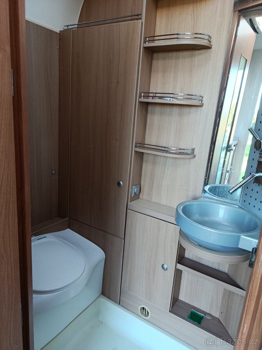 Karavan Bürstner 470 TS - 12