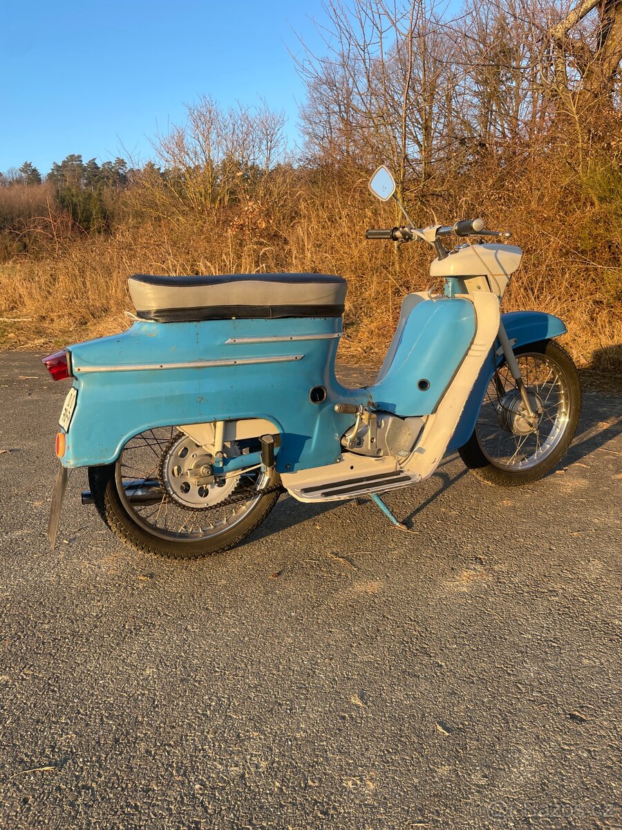 Jawa pionýr - 12