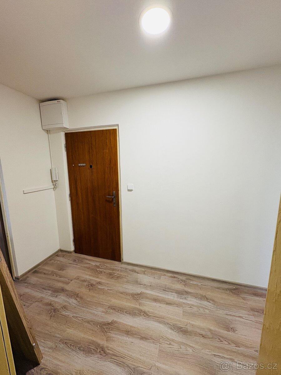 pronájem 3kk Chropyně - 12