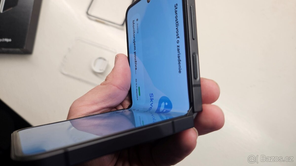 Samsung Galaxy Z Flip 6 carbon black - aj vymením - 12